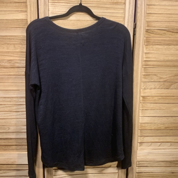 Abercrombie & Fitch Blue Light Weight Sweater Size M - Picture 7 of 7